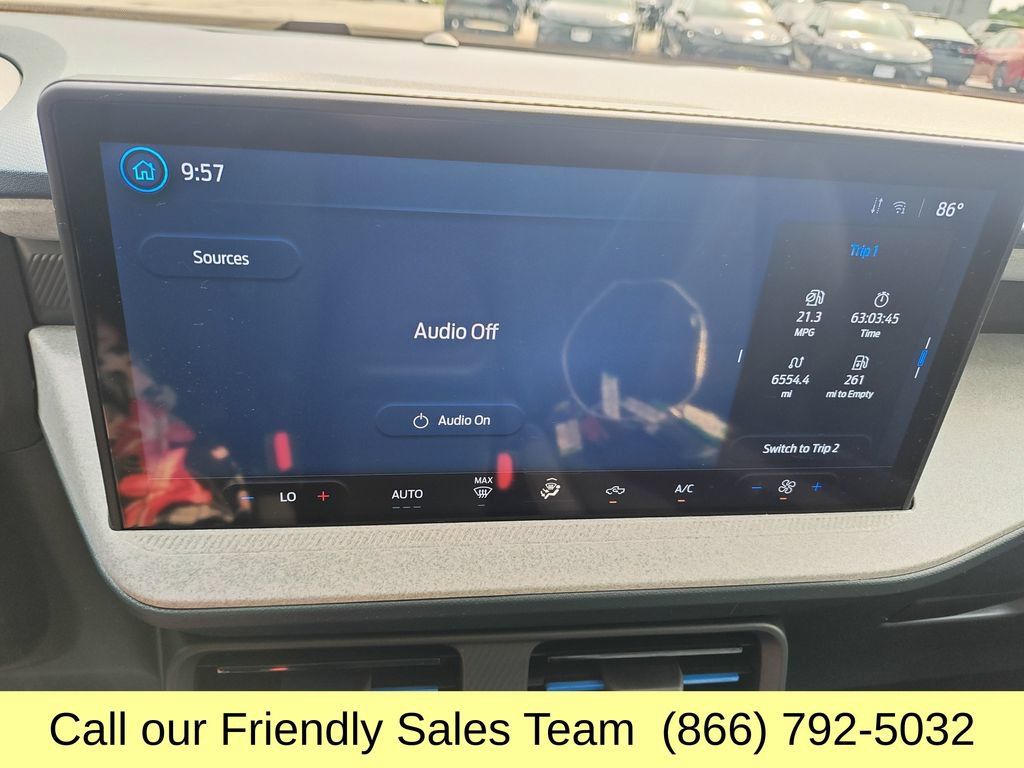 Used 2025 Ford Maverick XLT w/ Equipment Group 302A AWD/4WD image 22