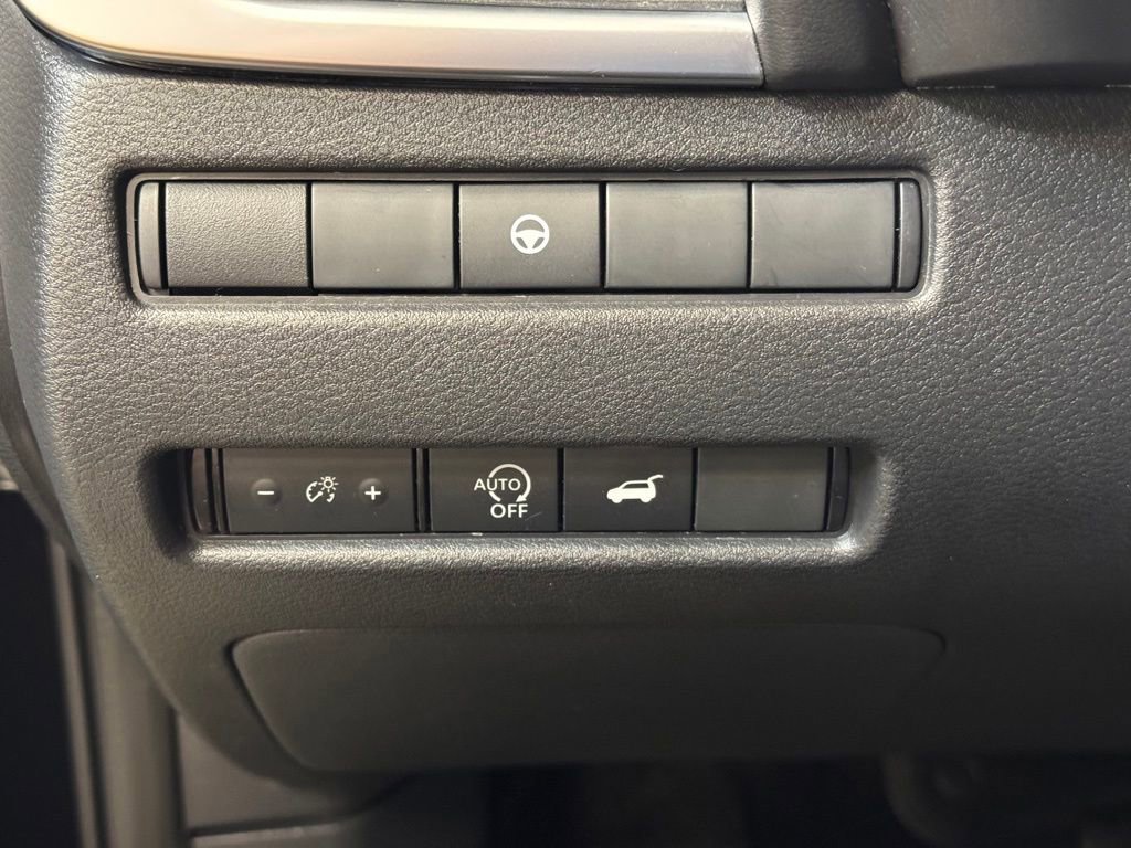 Used 2023 Nissan Rogue SV w/ SV Premium B Package AWD/4WD image 29