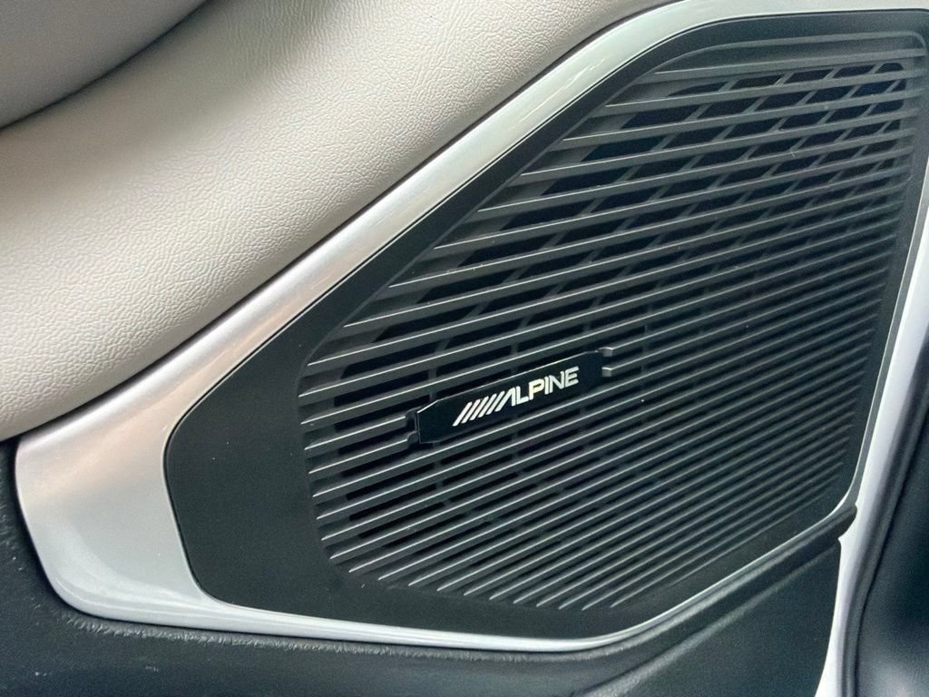 Used 2022 Jeep Wagoneer Series I RWD image 15