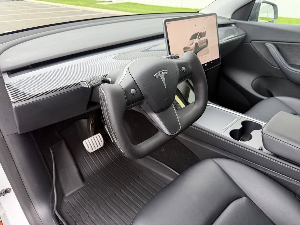Used 2022 Tesla Model Y Performance AWD/4WD image 28