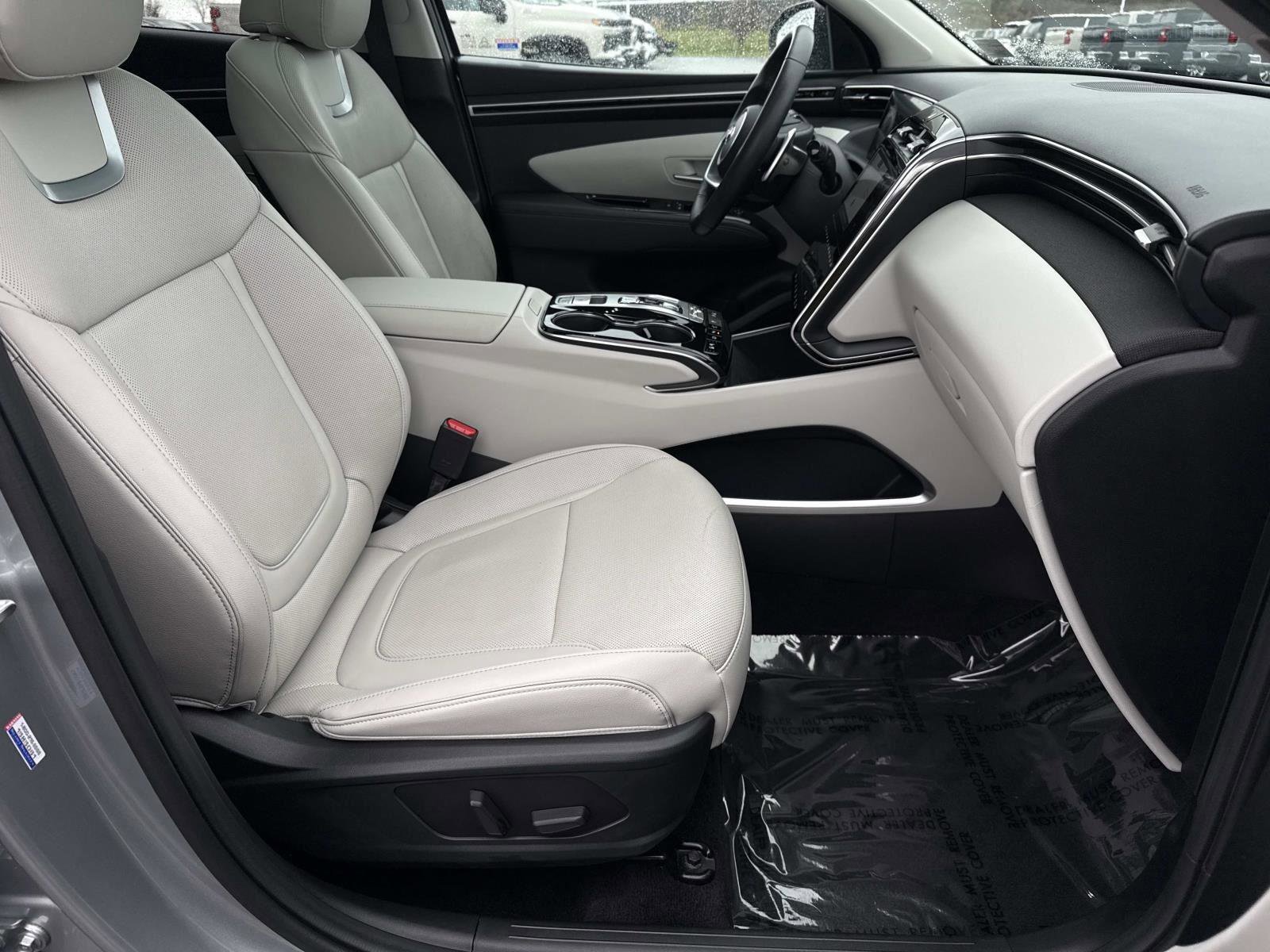 Used 2023 Hyundai Tucson Limited w/ Cargo Package image 19