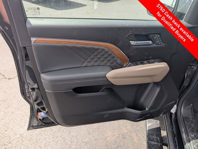 New 2026 GMC Canyon Denali w/ LPO, Denali Black Edition AWD/4WD image 14