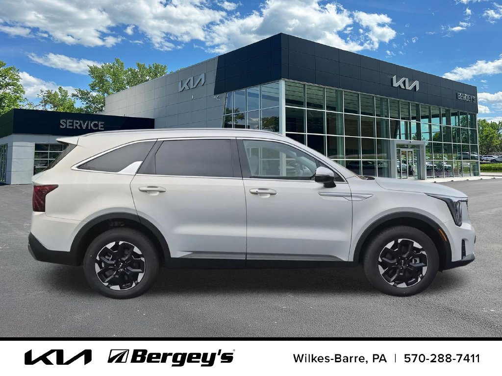 Certified 2026 Kia Sorento S w/ S Panoramic Sunroof Package AWD/4WD image 14