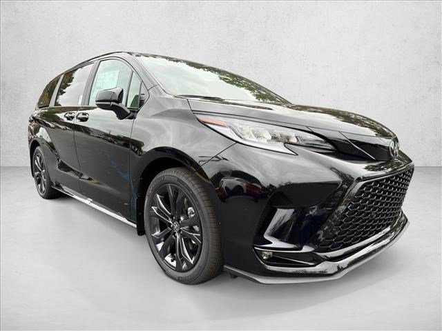 New 2026 Toyota Sienna XSE