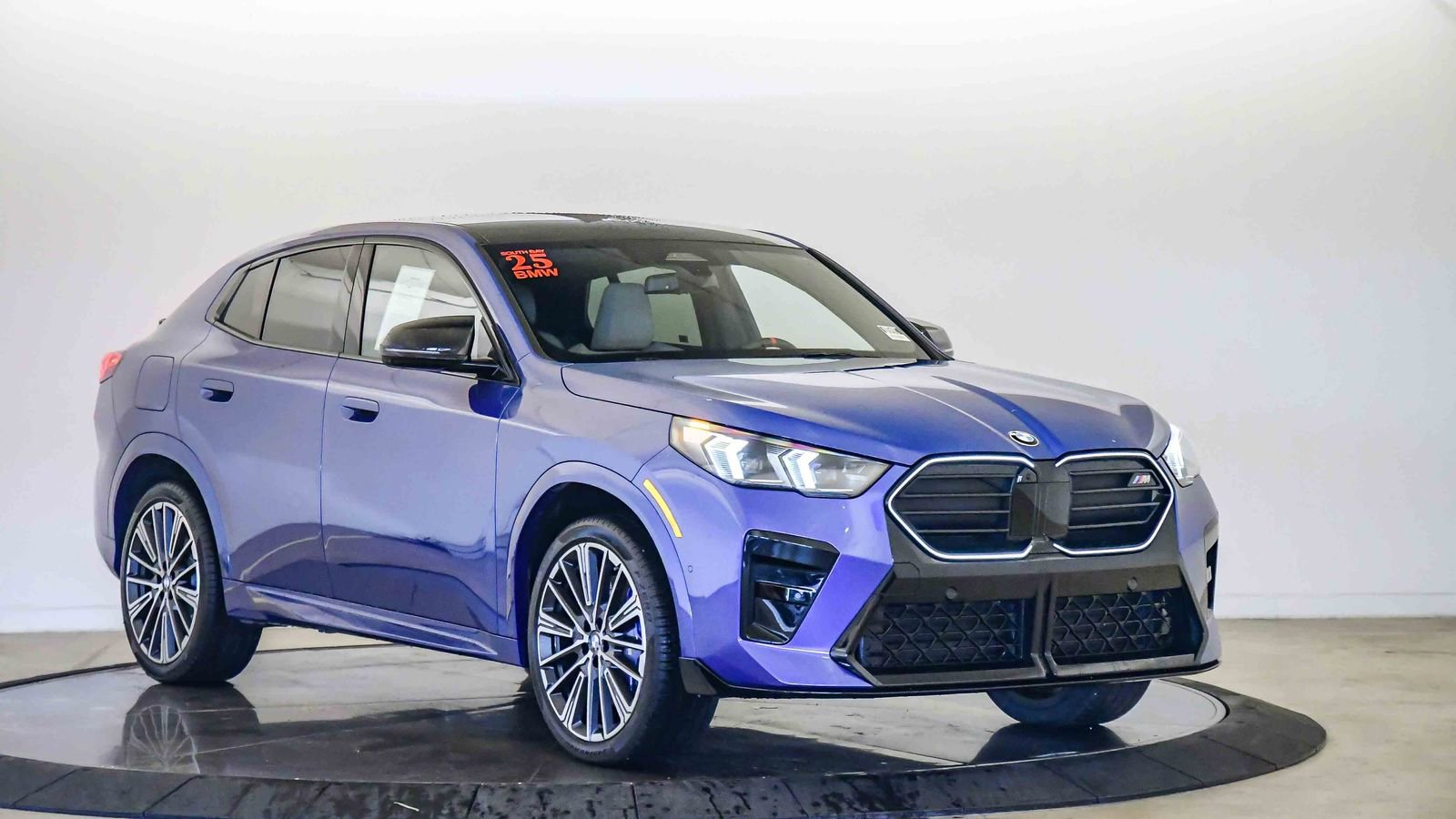 Used 2025 BMW X2 M35i image 6