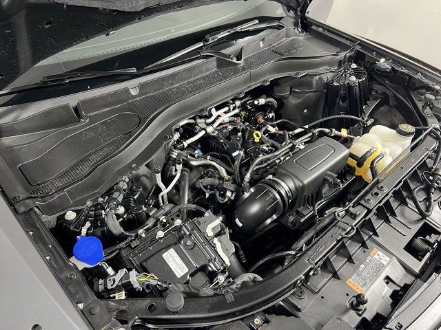 Used 2023 Ford Explorer XLT w/ XLT Sport Appearance Package image 15