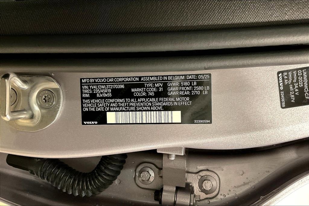 Used 2026 Volvo V60 B5 Cross Country Ultra w/ Climate Package image 19