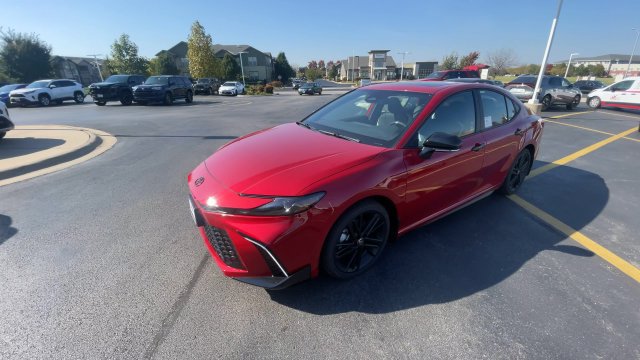 New 2026 Toyota Camry Hybrid AWD/4WD image 6