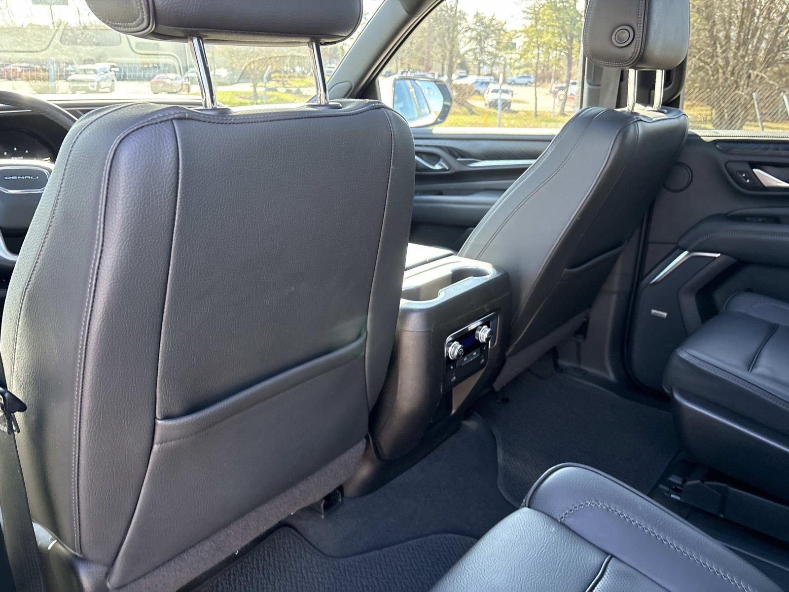 Certified 2022 GMC Yukon Denali image 29