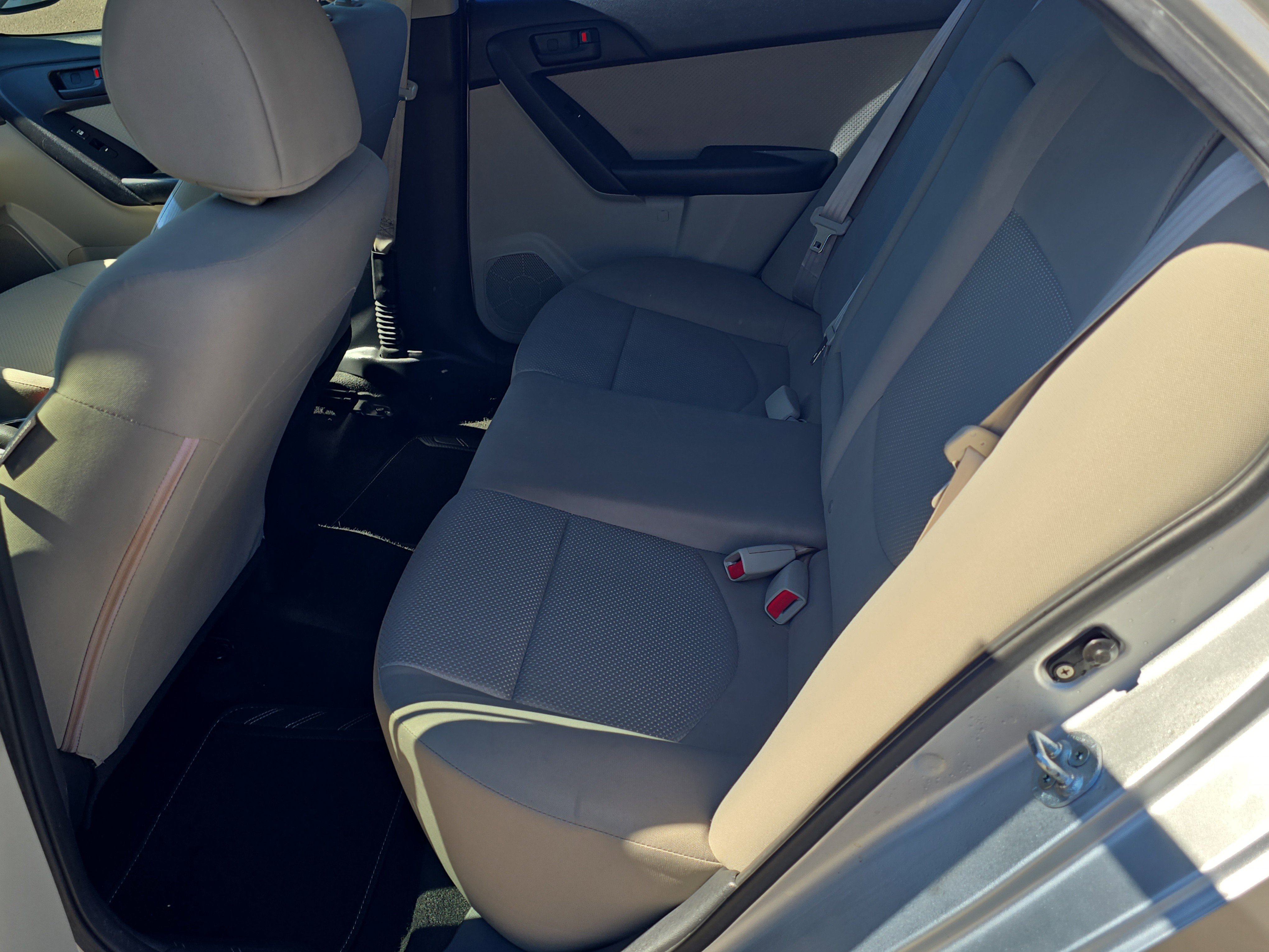 Used 2012 Kia Forte EX w/ Premium Pkg image 16