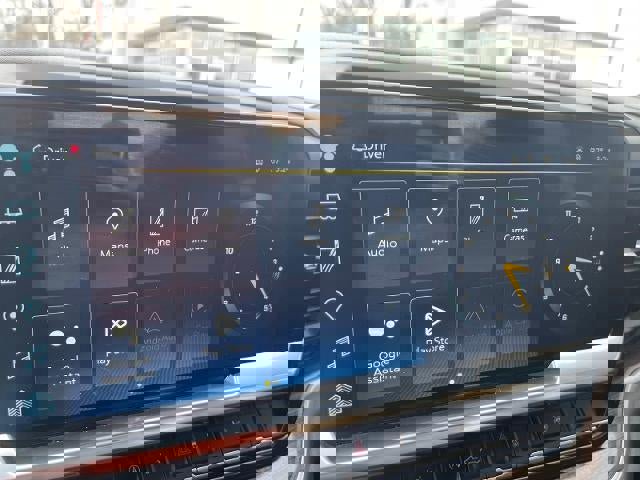 Used 2023 Chevrolet Silverado 1500 LT image 13