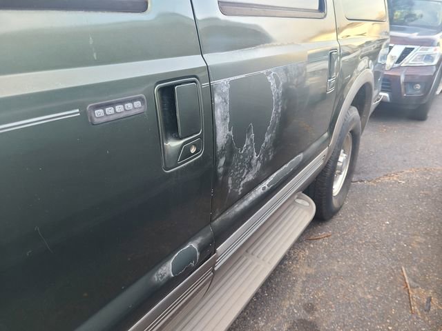 Used 2000 Ford Excursion Limited RWD image 13