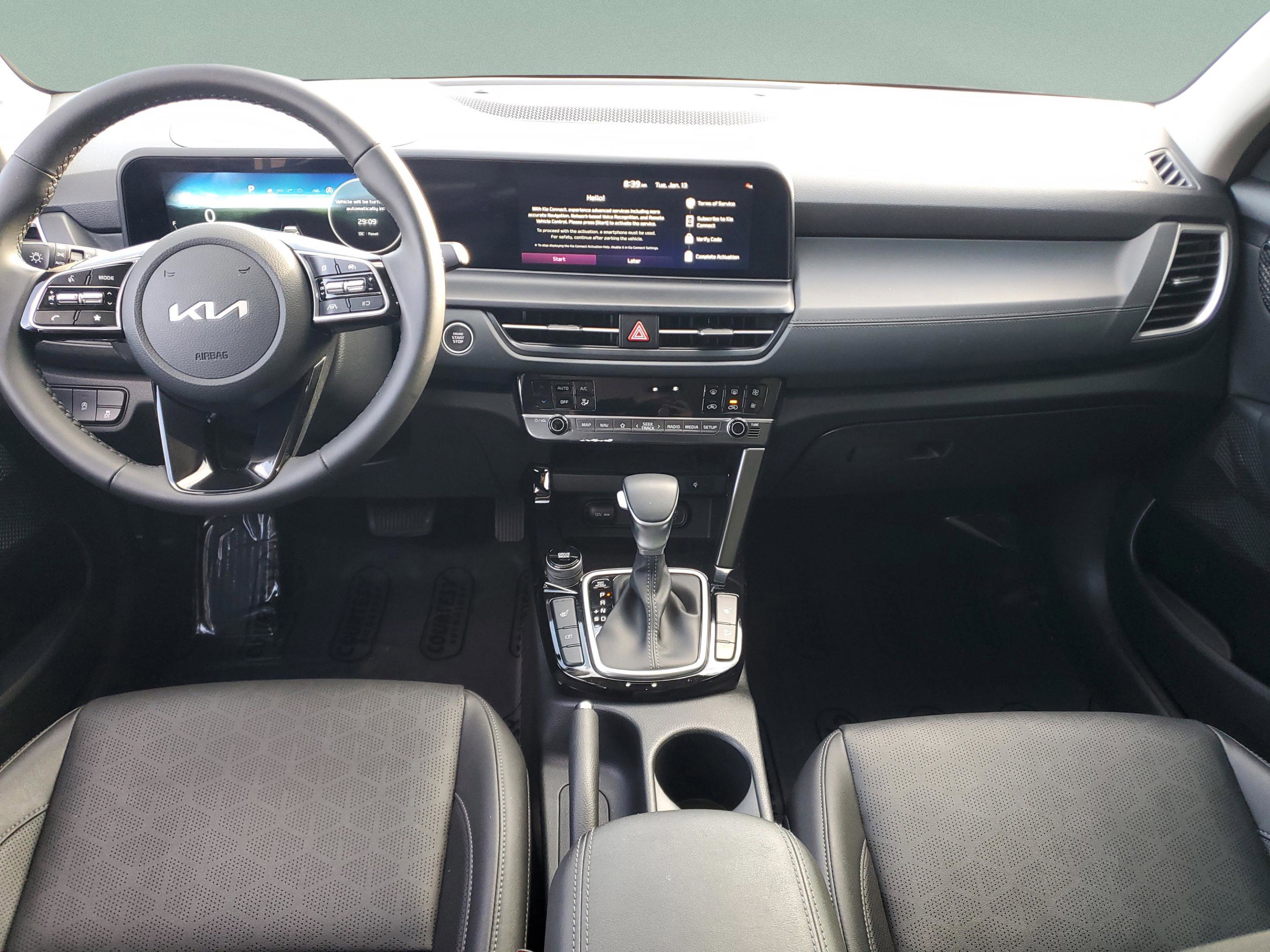 Certified 2025 Kia Seltos EX w/ EX Sunroof Package image 12