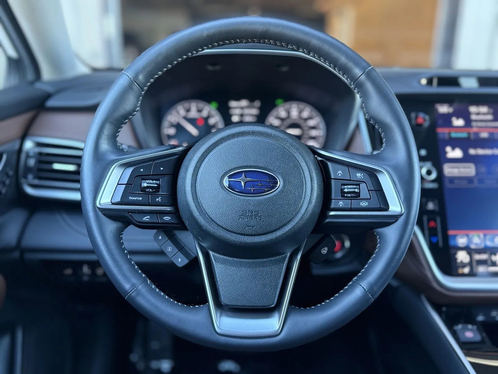 Used 2022 Subaru Outback Touring w/ Popular Package #2 image 23