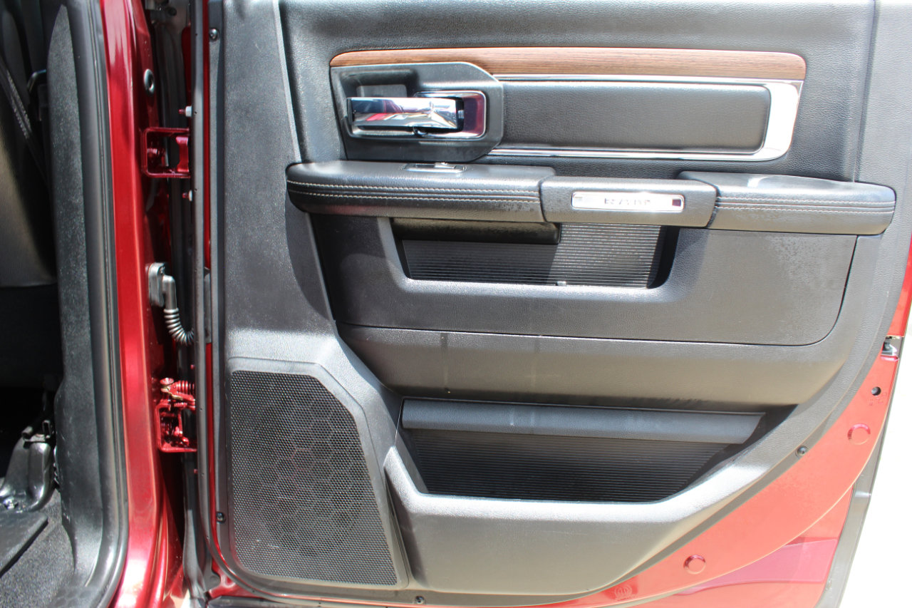 Used 2016 RAM 3500 Laramie image 20