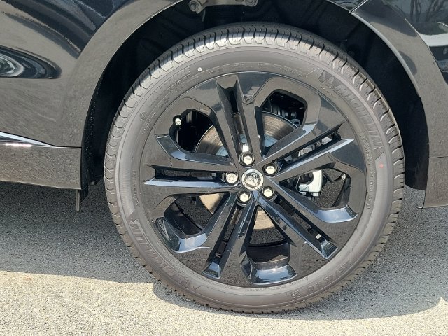 Used 2026 Jaguar F-PACE R-Dynamic S AWD/4WD image 9