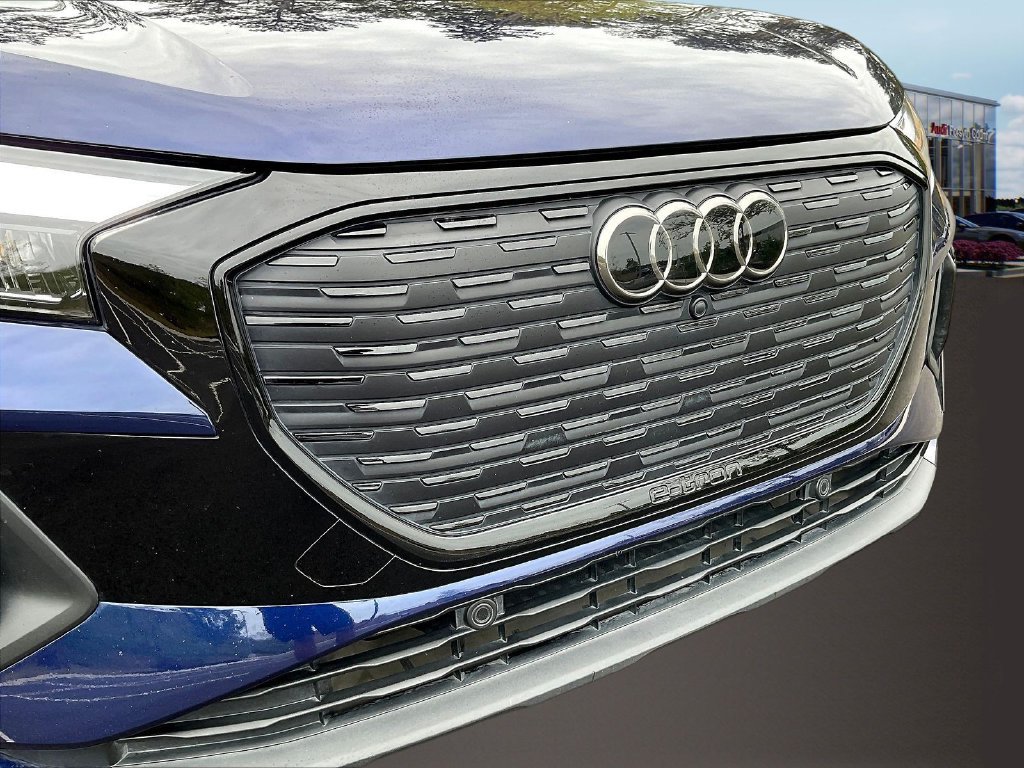 Used 2024 Audi Q4 e-tron Premium Plus AWD/4WD image 32