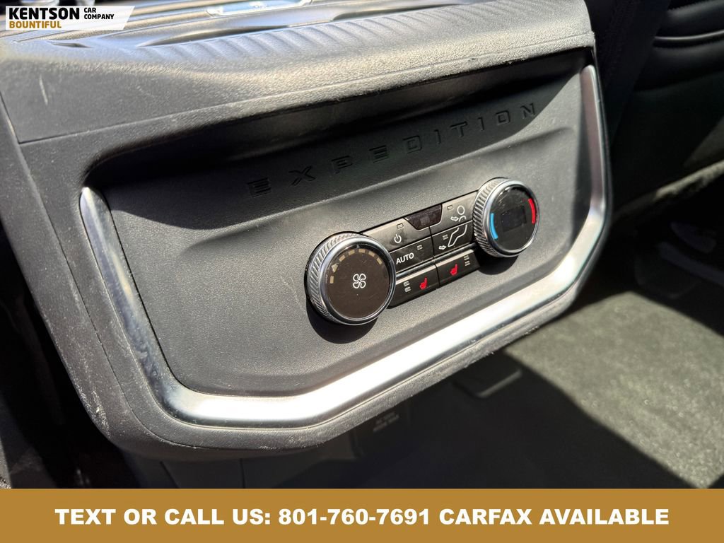 Used 2025 Ford Expedition Platinum image 38