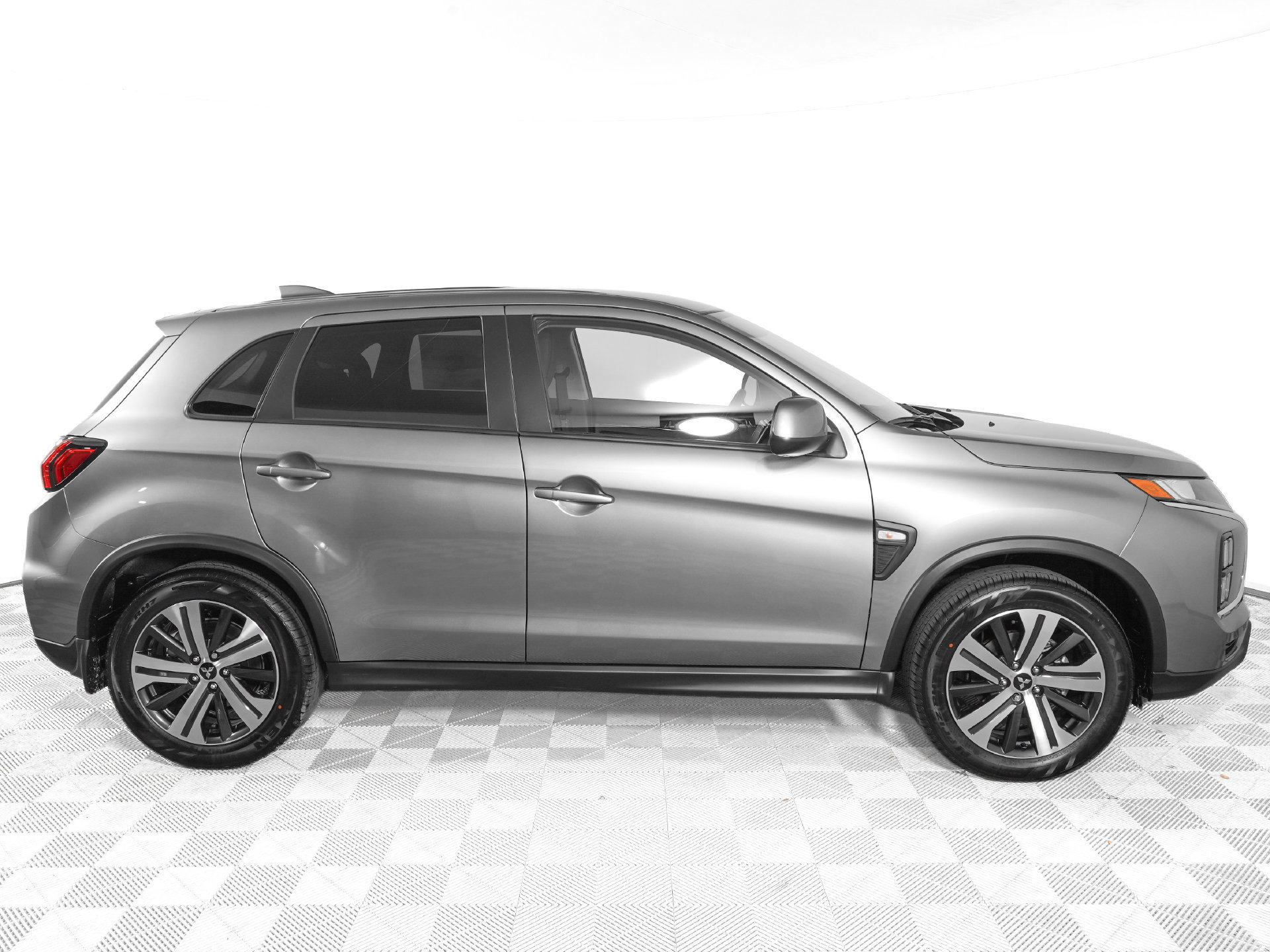 New 2027 Mitsubishi Outlander Sport ES FWD image 5