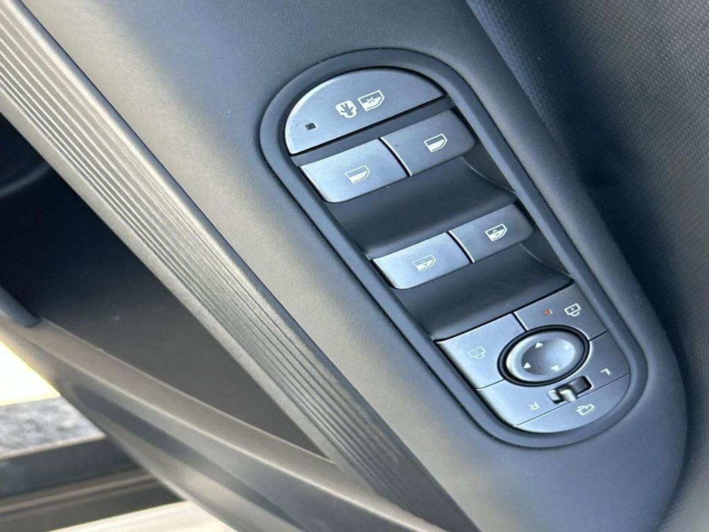 Used 2025 Hyundai Ioniq 5 SEL image 20