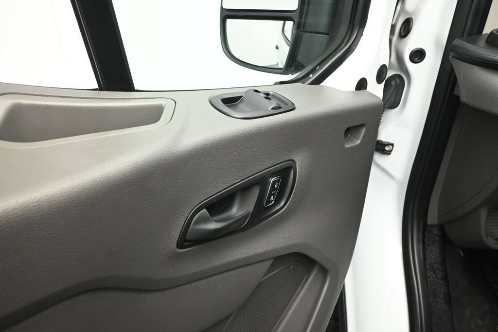 Used 2025 Ford Transit 250 Low Roof w/ Exterior Upgrade Package RWD image 10