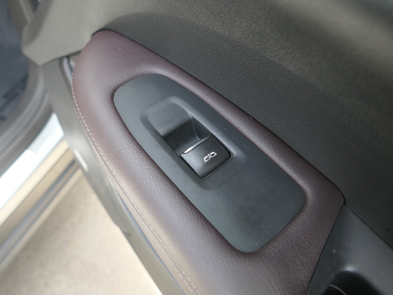 Used 2023 Cadillac XT6 Premium Luxury FWD image 25