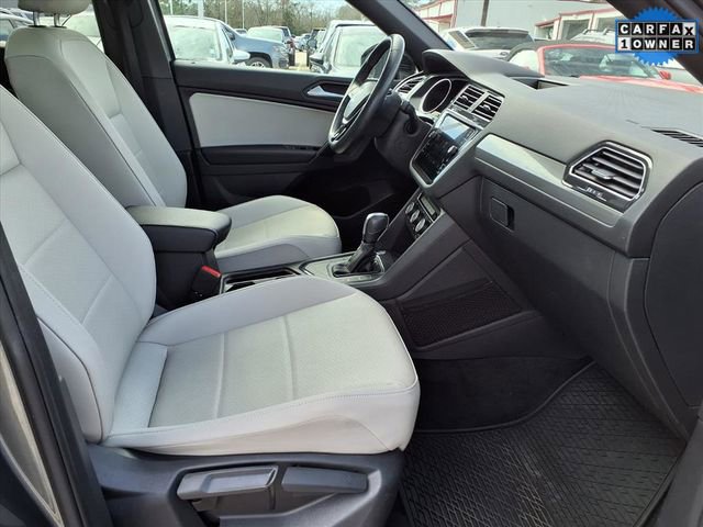 Used 2021 Volkswagen Tiguan SE R-Line image 20