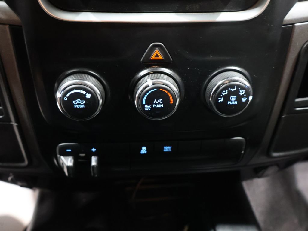 Used 2014 RAM 3500 Tradesman w/ Popular Equipment Group image 25