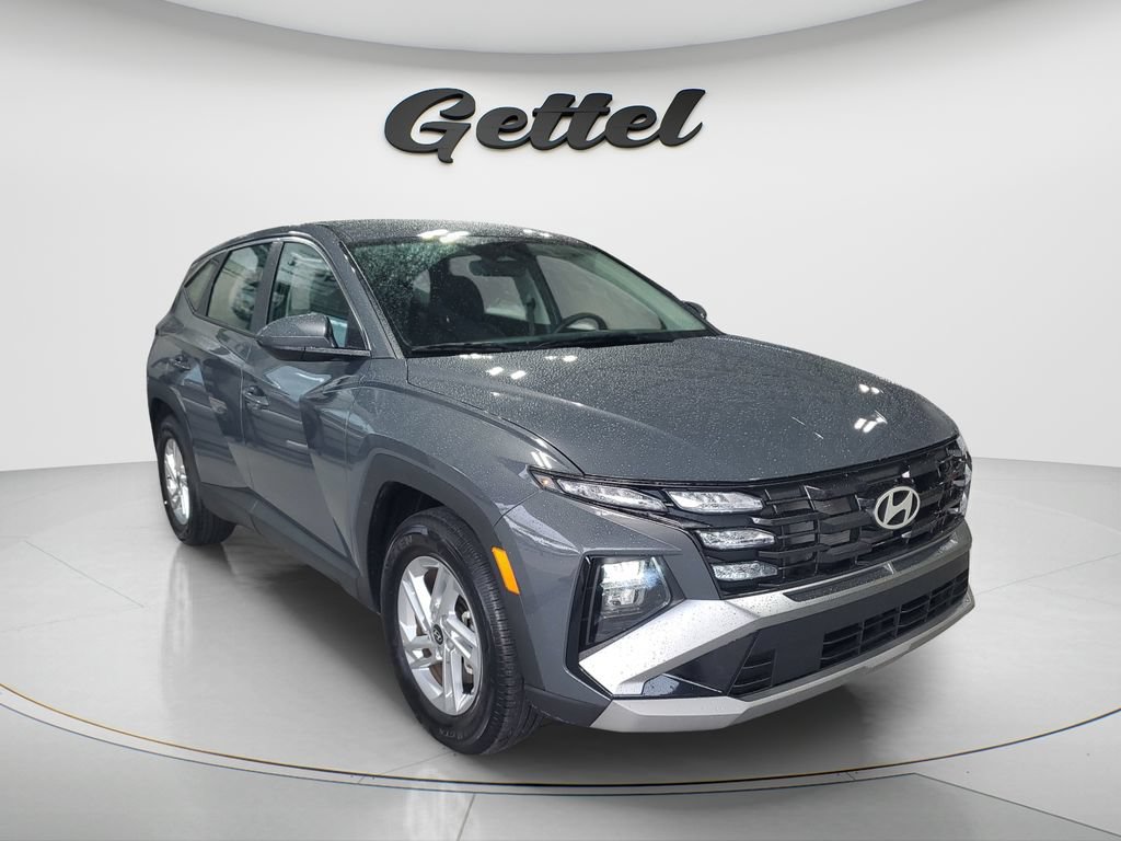 Used 2026 Hyundai Tucson SE FWD image 3
