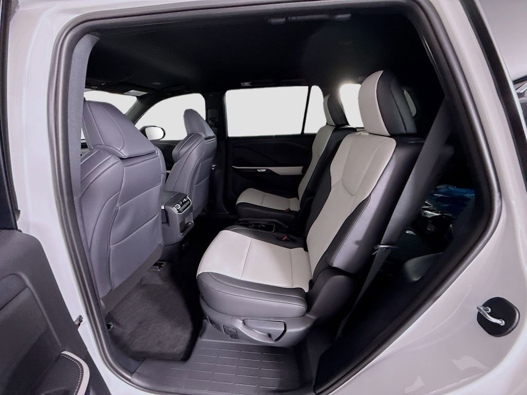 New 2026 Lexus TX 500h AWD image 22