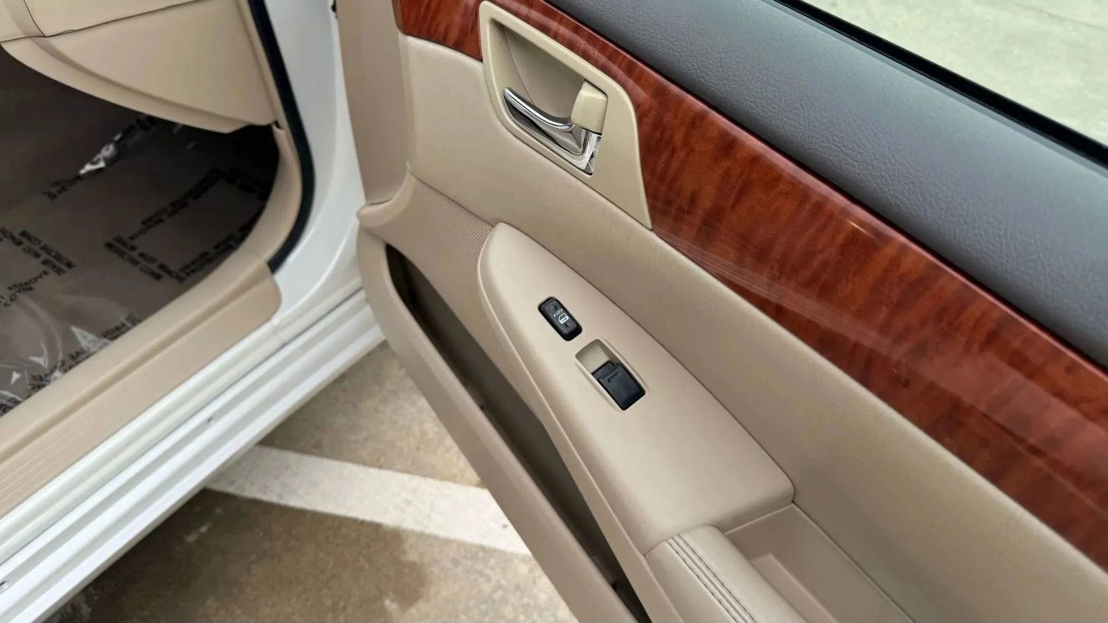 Used 2007 Toyota Solara SLE image 16