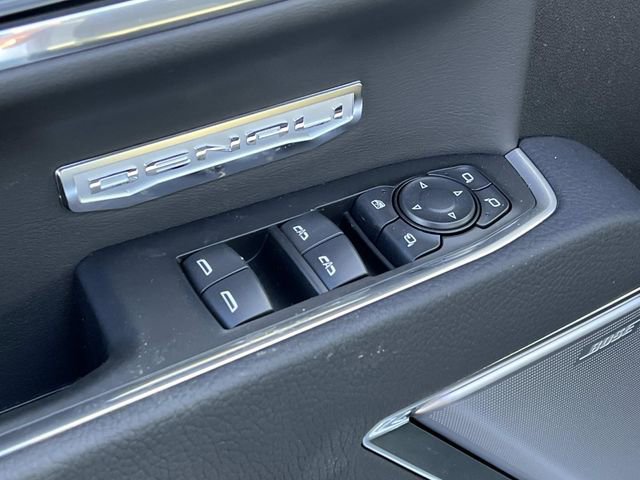 New 2026 GMC Sierra 1500 Denali w/ Denali Reserve Package image 16