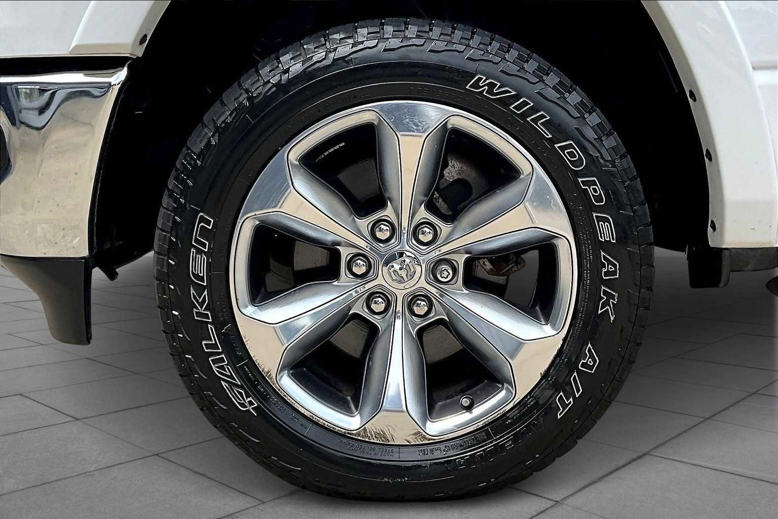 Used 2020 RAM 1500 Limited image 19