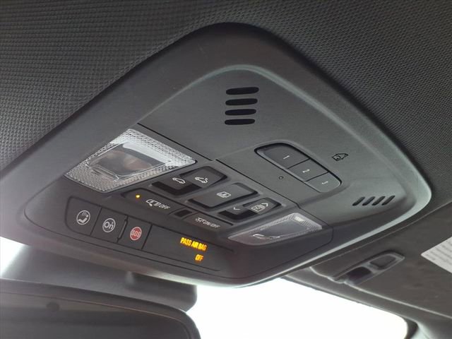 Used 2018 Buick LaCrosse Avenir w/ Driver Confidence Package #2 image 20