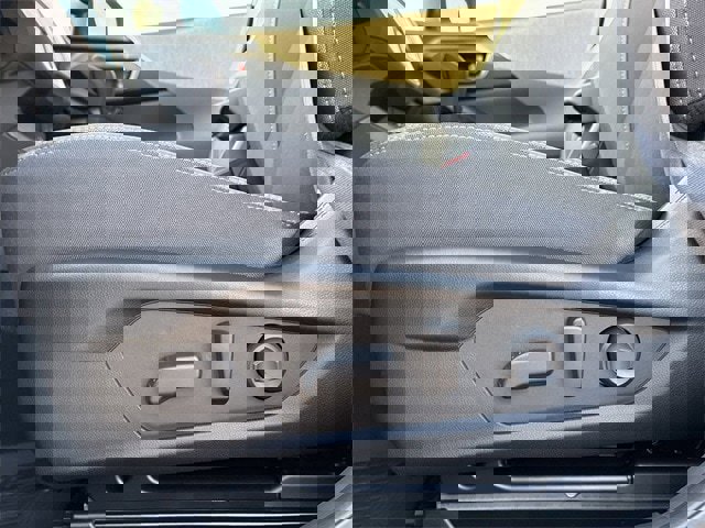 Certified 2025 Subaru Crosstrek 2.0i Premium image 24