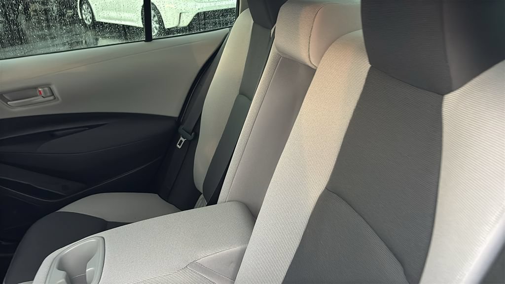 Used 2024 Toyota Corolla LE FWD image 25