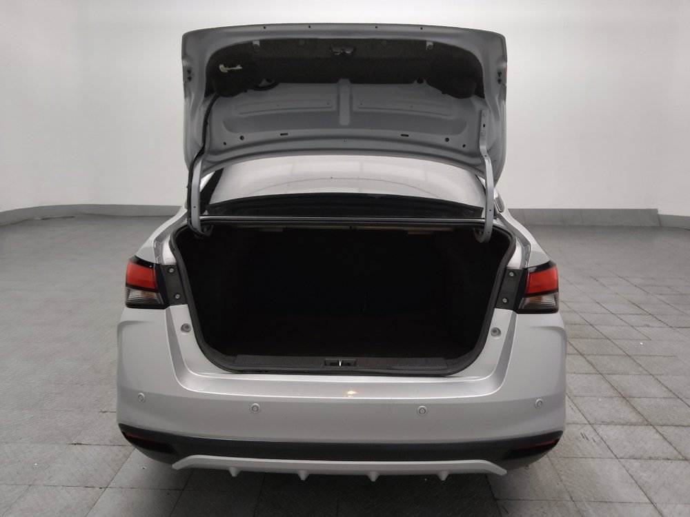 Used 2021 Nissan Versa SV FWD image 29