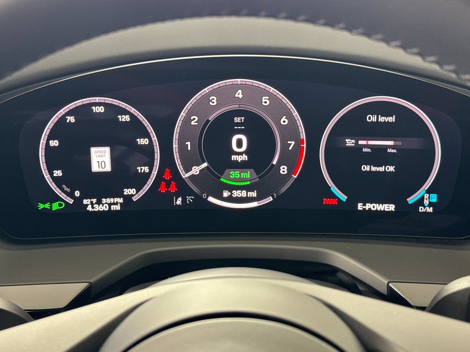 Used 2026 Porsche Panamera 4 E-Hybrid AWD/4WD image 25