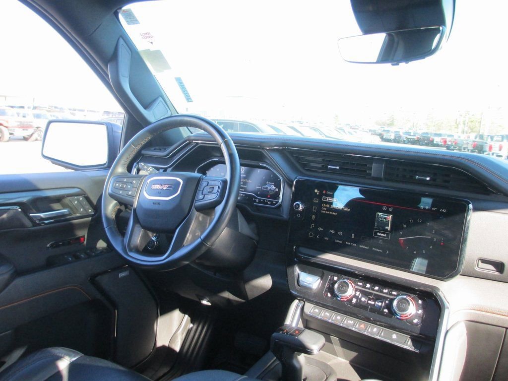 Used 2023 GMC Sierra 1500 AT4 w/ AT4 Premium Package image 25
