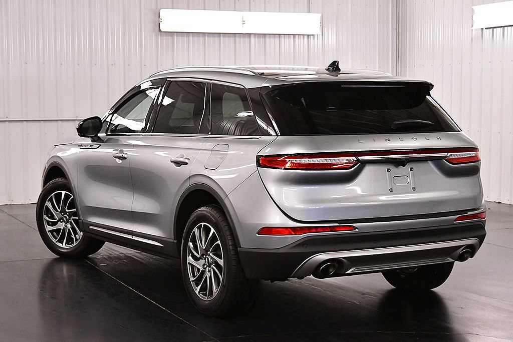 Used 2022 Lincoln Corsair AWD w/ Equipment Group 101A image 5
