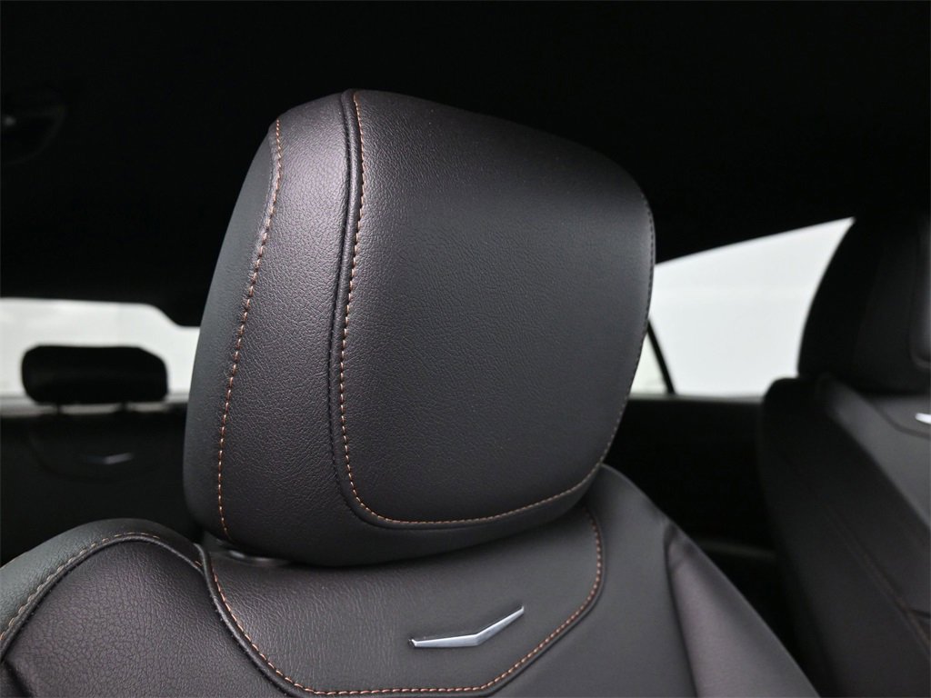 Certified 2022 Cadillac XT4 Sport w/ Enhanced Visibility Package image 18