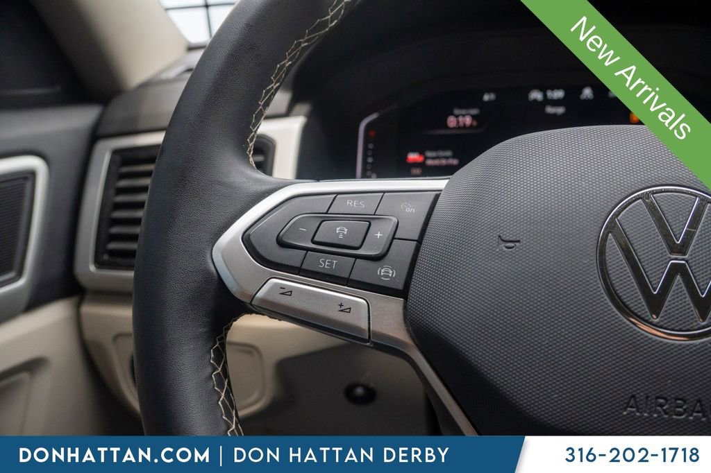 Used 2022 Volkswagen Atlas SE w/ Black Wheel Package AWD/4WD image 14