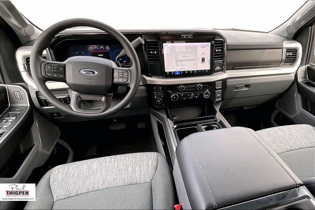 New 2026 Ford F350 XLT w/ XLT Premium Package AWD/4WD image 5