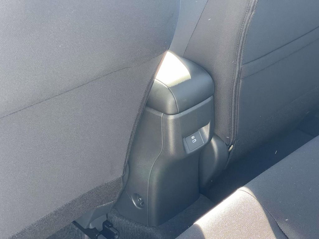 New 2025 Nissan Versa SV w/ Trunk Package image 12