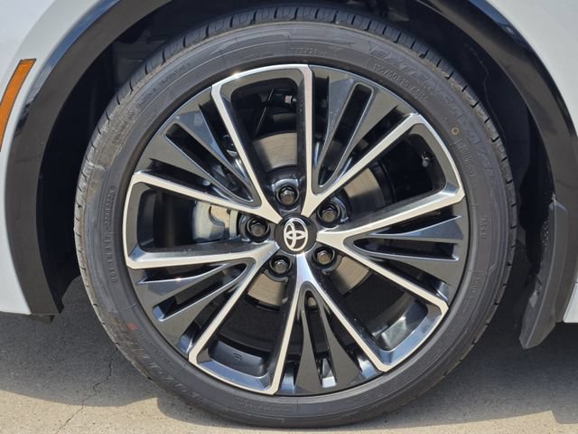 New 2027 Toyota Prius XLE FWD image 11