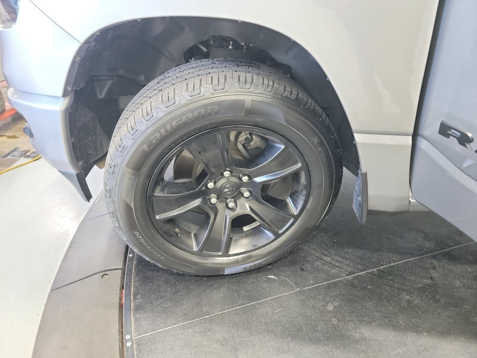 Used 2023 RAM 1500 Big Horn AWD/4WD image 29