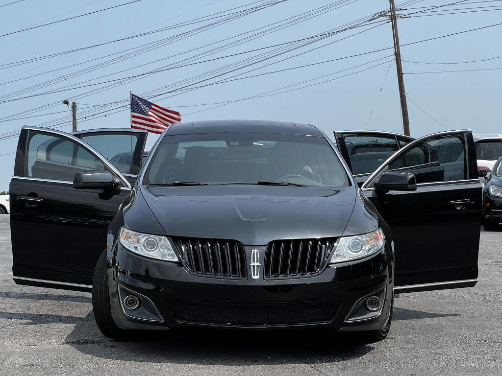 Used 2010 Lincoln MKS AWD image 21