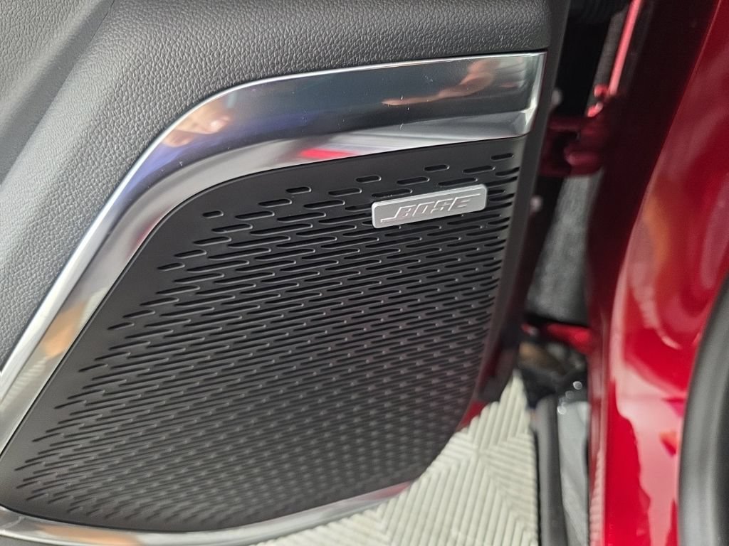 New 2027 Chevrolet Traverse RS w/ LPO, Floor Liner Package FWD image 12