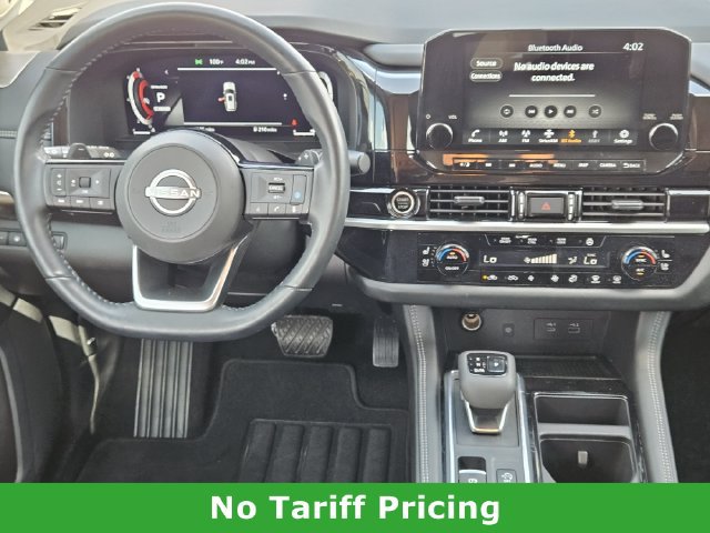 Used 2024 Nissan Pathfinder Platinum w/ Cargo Package FWD image 25