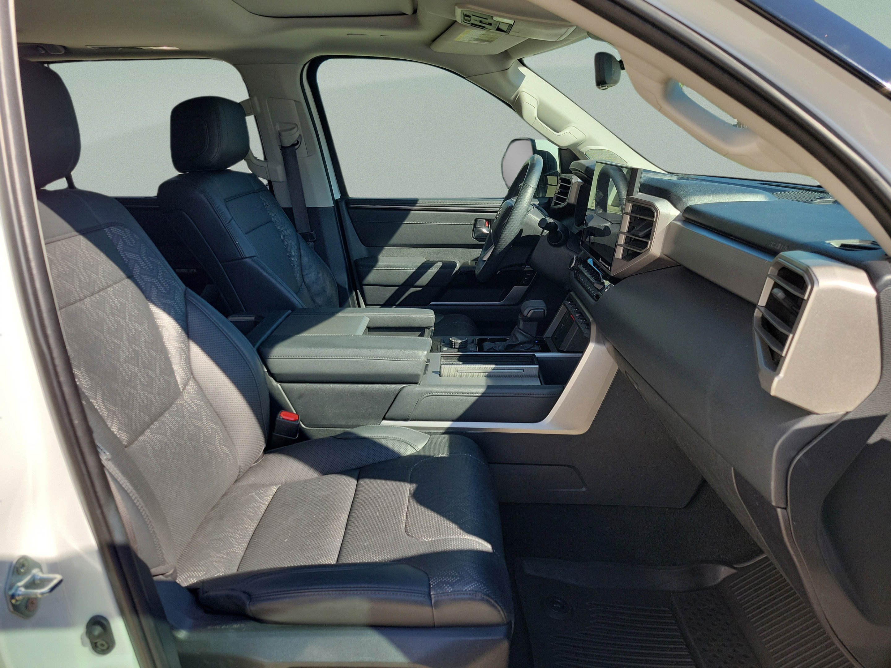 Certified 2023 Toyota Sequoia Limited w/ TRD Off-Road Package AWD/4WD image 6